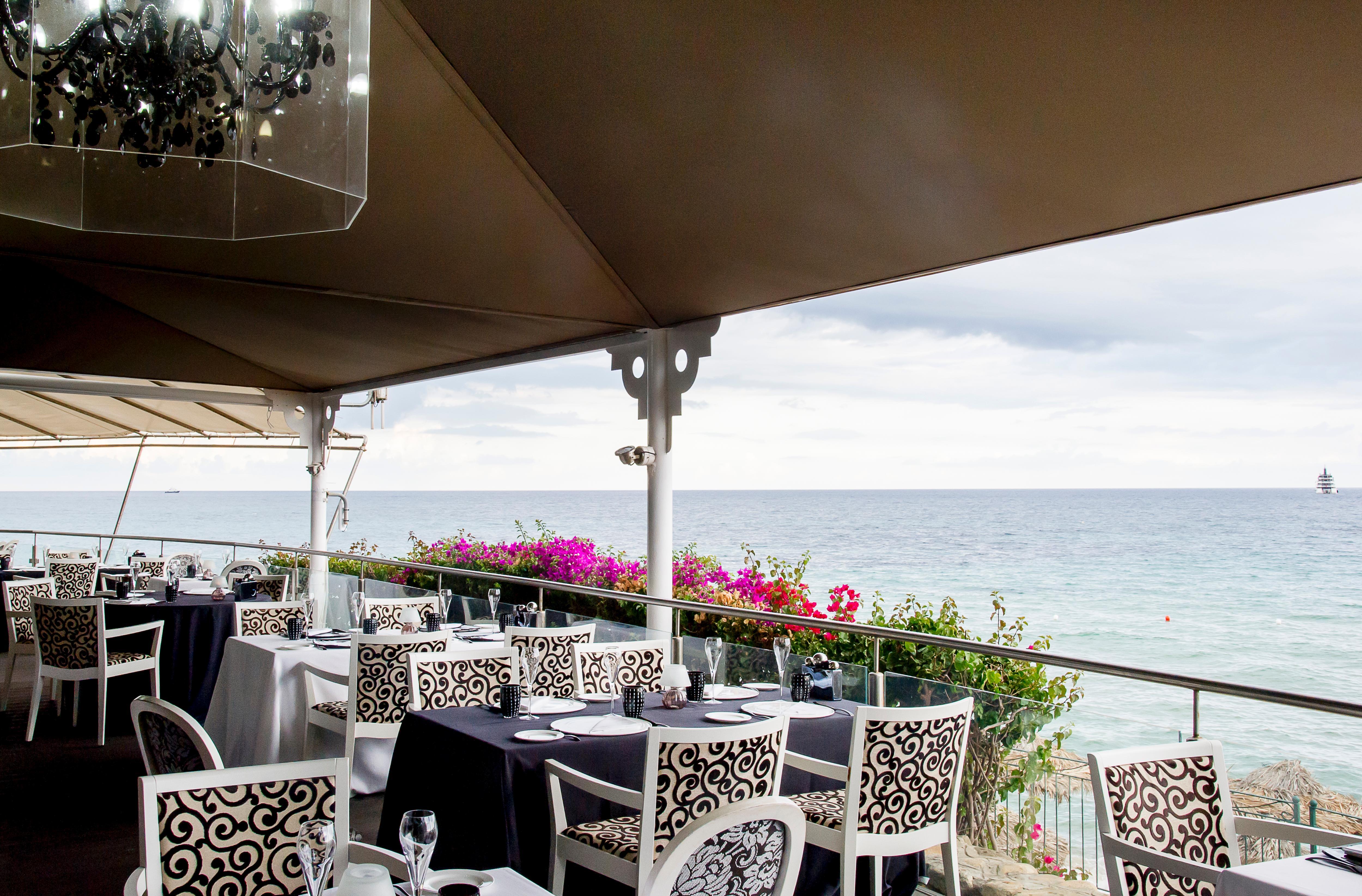 Forte Village Resort - Bouganville Santa Margherita di Pula Exteriör bild