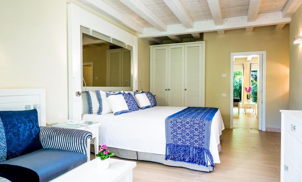 Forte Village Resort - Bouganville Santa Margherita di Pula Exteriör bild