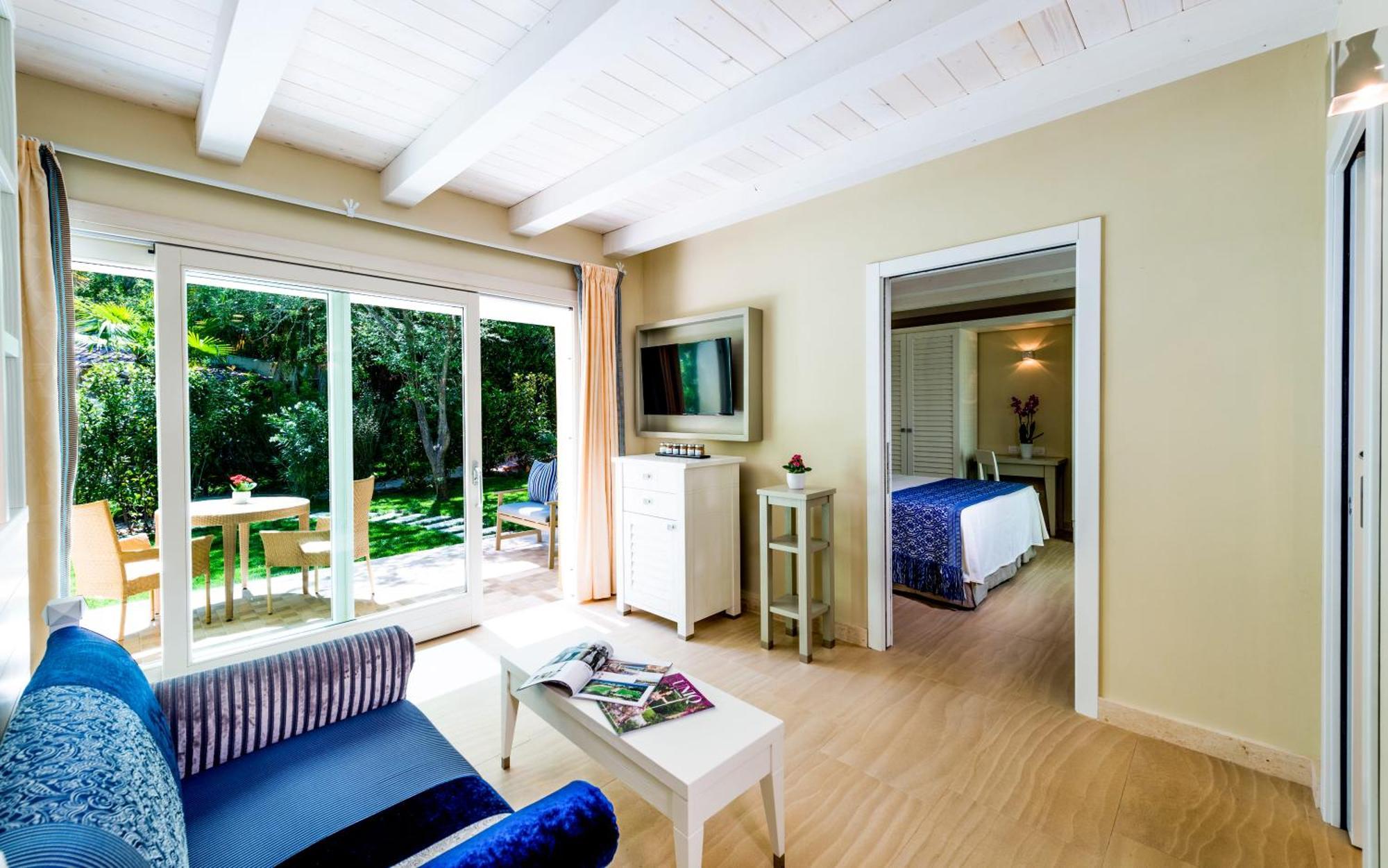 Forte Village Resort - Bouganville Santa Margherita di Pula Exteriör bild