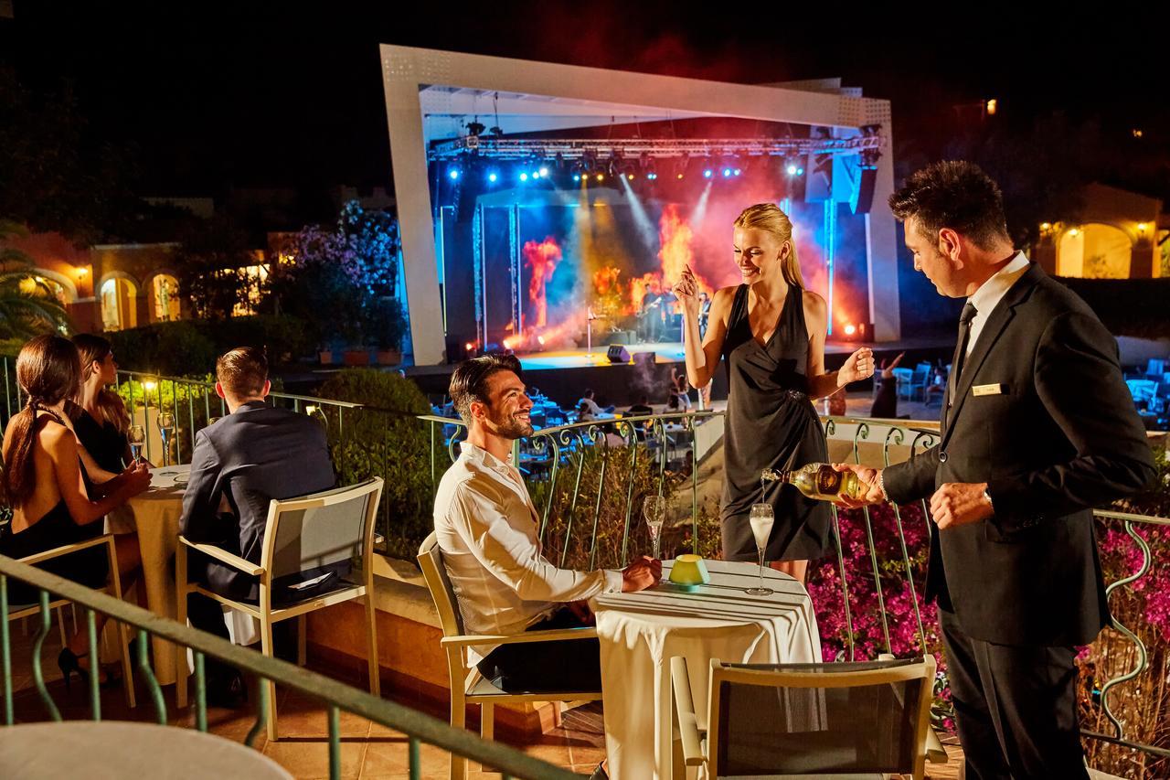 Forte Village Resort - Bouganville Santa Margherita di Pula Exteriör bild